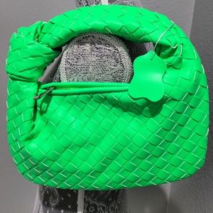 Fashion Statement Purse 💚